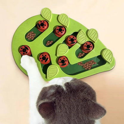 Cat Enrichment Toys Dog Slow Feeder Chew Toy Green Leaf Shaped Cat Food Puzzle Mentally Stimulating Toys Interactive Cat Slow