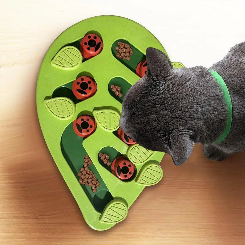 Cat Enrichment Toys Dog Slow Feeder Chew Toy Green Leaf Shaped Cat Food Puzzle Mentally Stimulating Toys Interactive Cat Slow